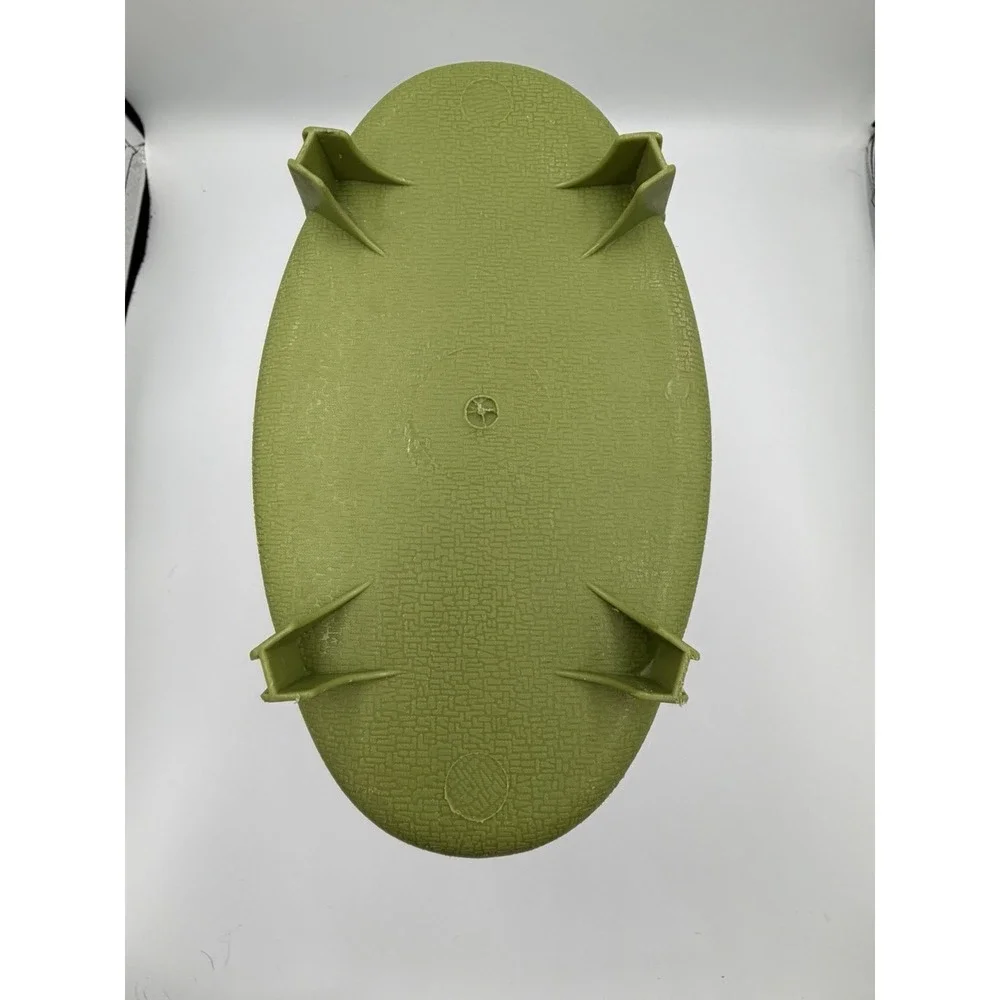 Vintage 1960s-1970s Avocado Green Footed Plastic Waste Basket Leaf Design